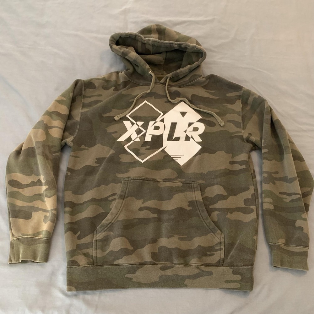 Fanjoy Hoodie Mens Medium Green Camo XPLR Sam & Colby Pullover Sweatshirt